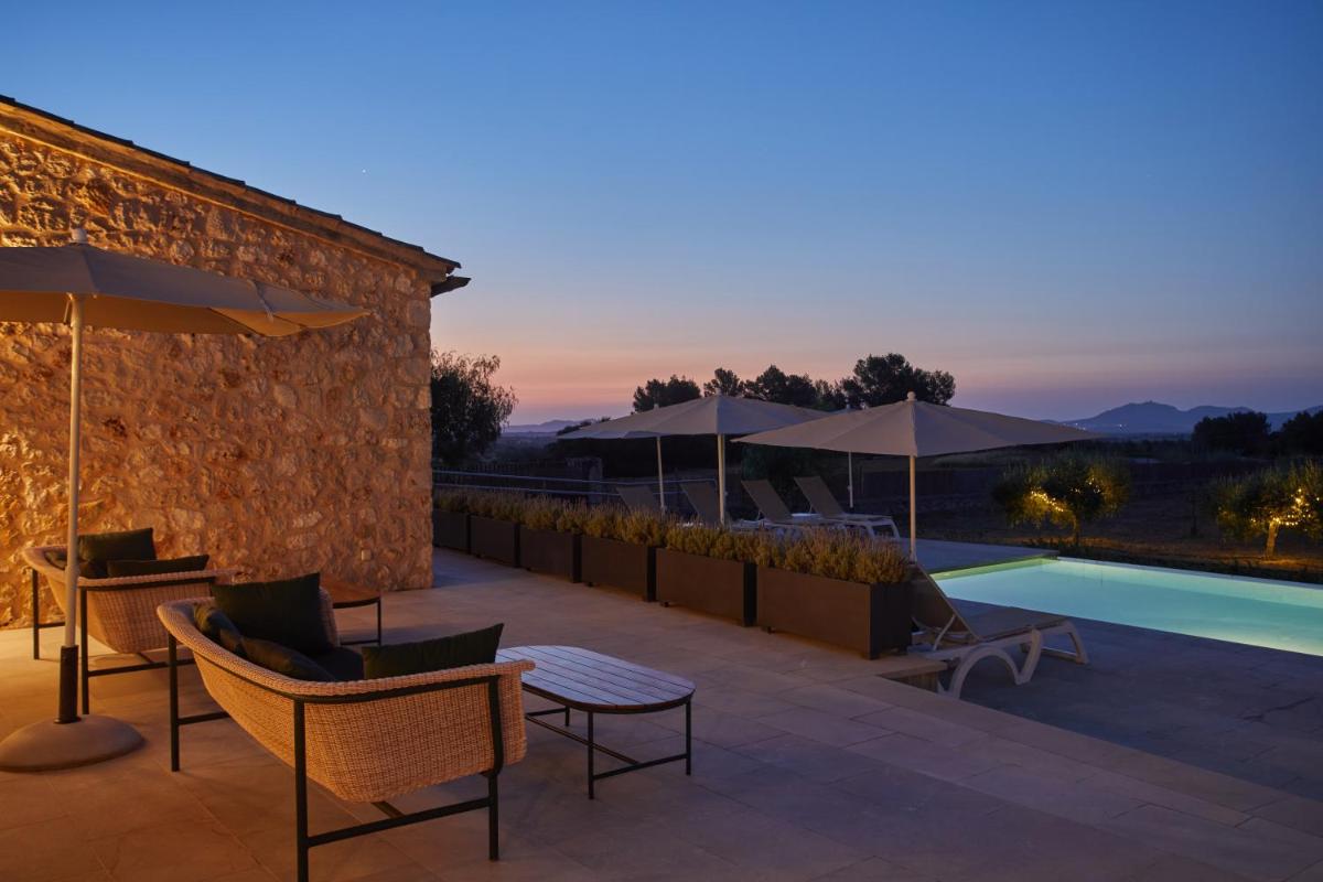 Hotel Rural Es Riquers