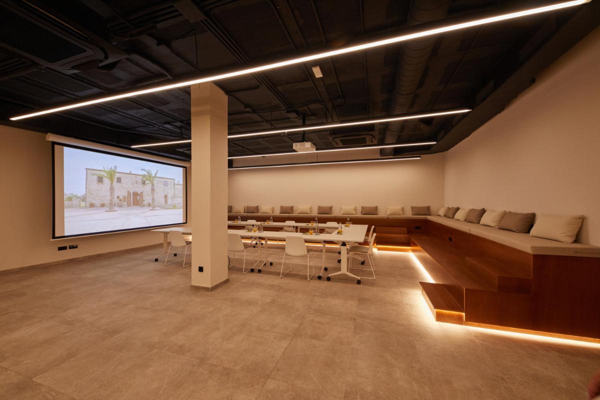 Hotel Rural Es Riquers