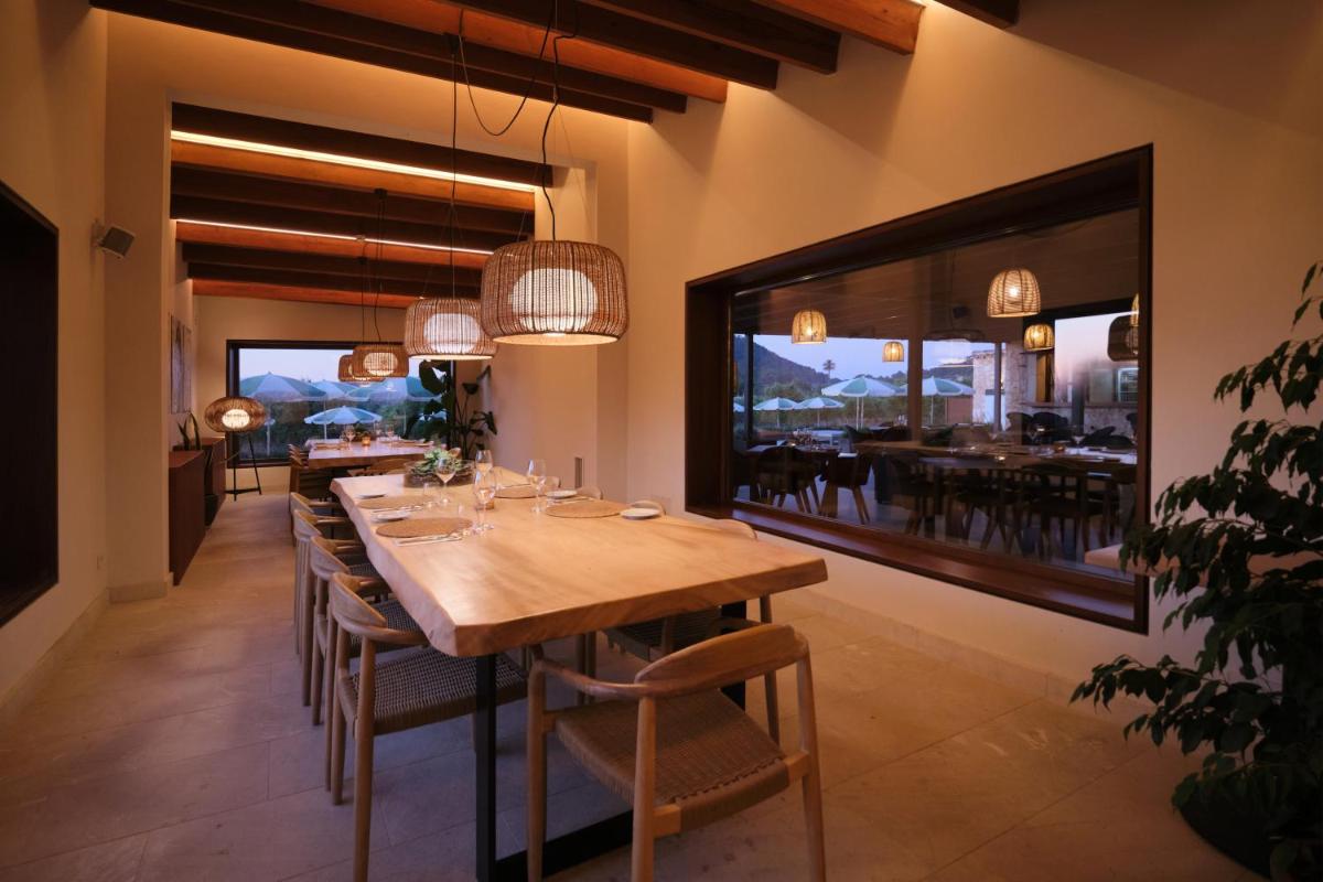 Hotel Rural Es Riquers