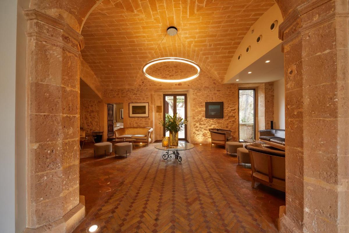 Sa Creu Nova Petit Palais Art & Spa