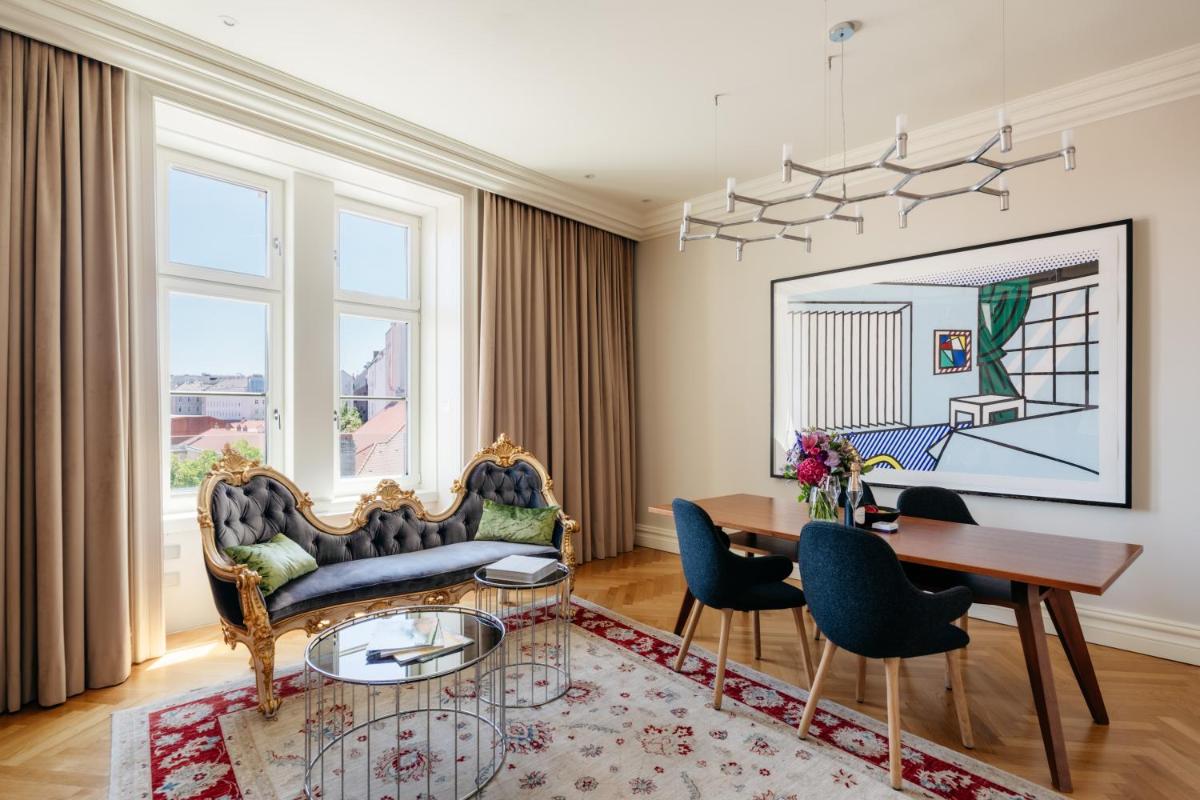Hotel Sans Souci, Vienna