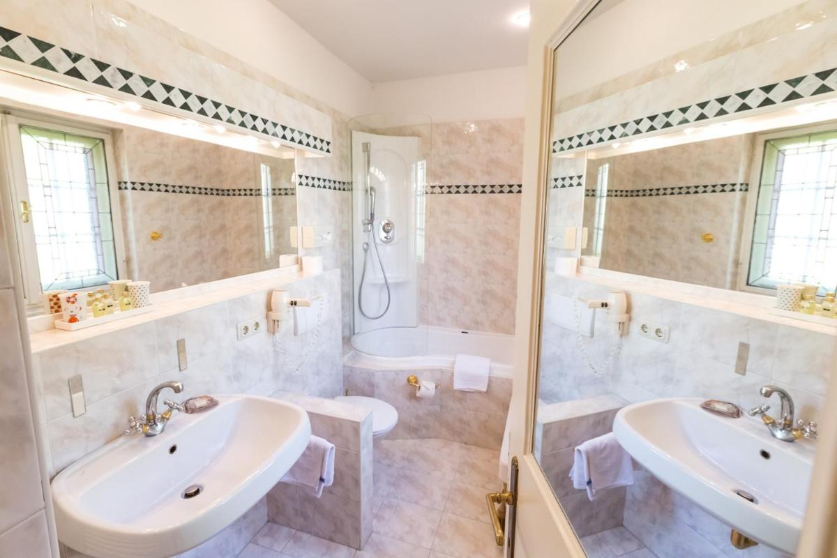 Hotel Schloss Leonstain