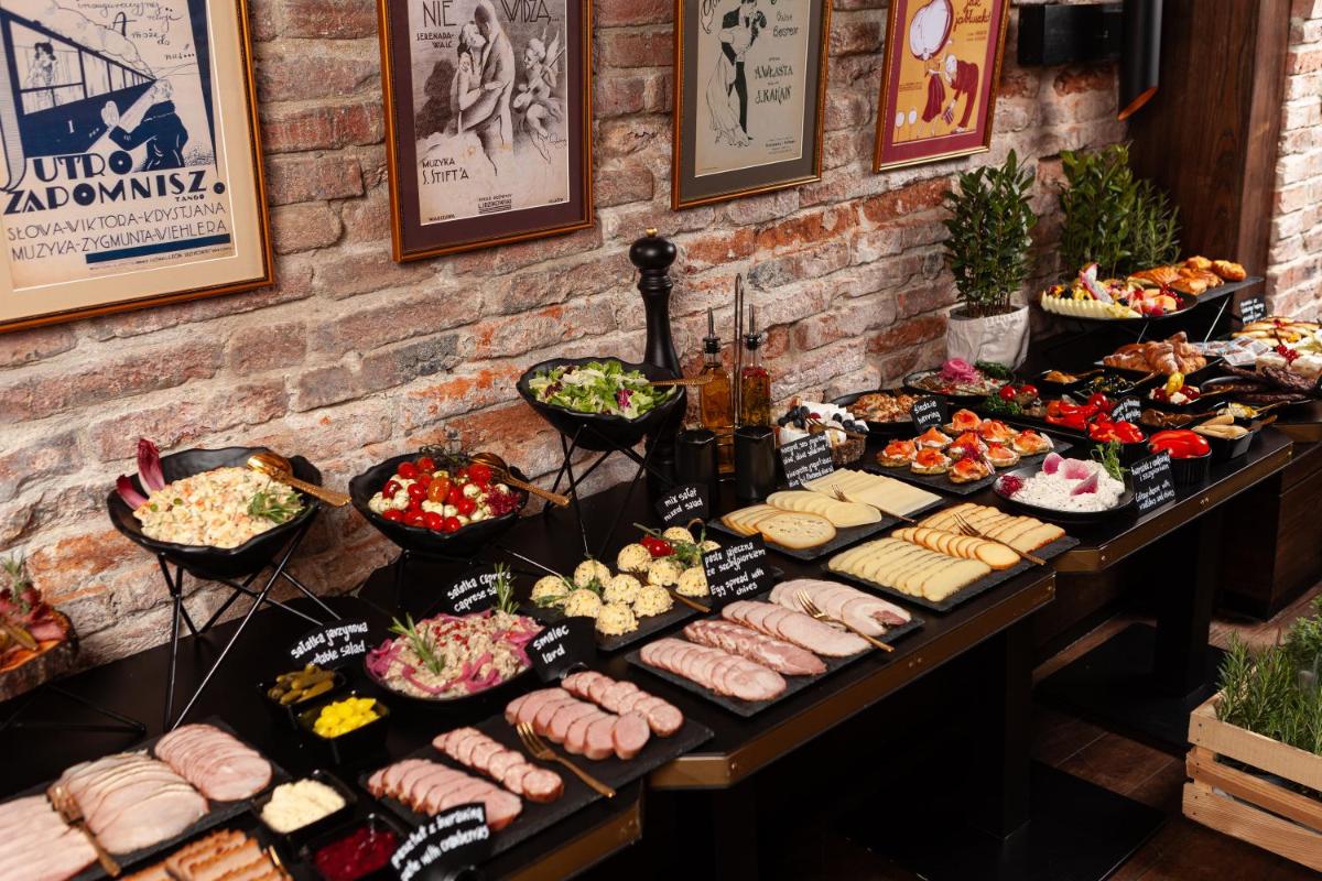 Hotel Teatro Boutique Old Town - Destigo Hotels