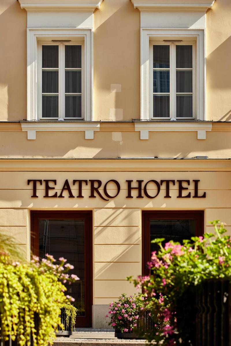 Hotel Teatro Boutique Old Town - Destigo Hotels
