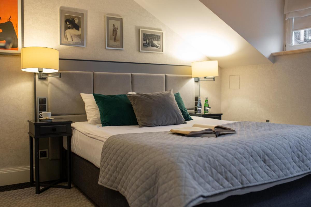 Hotel Teatro Boutique Old Town - Destigo Hotels