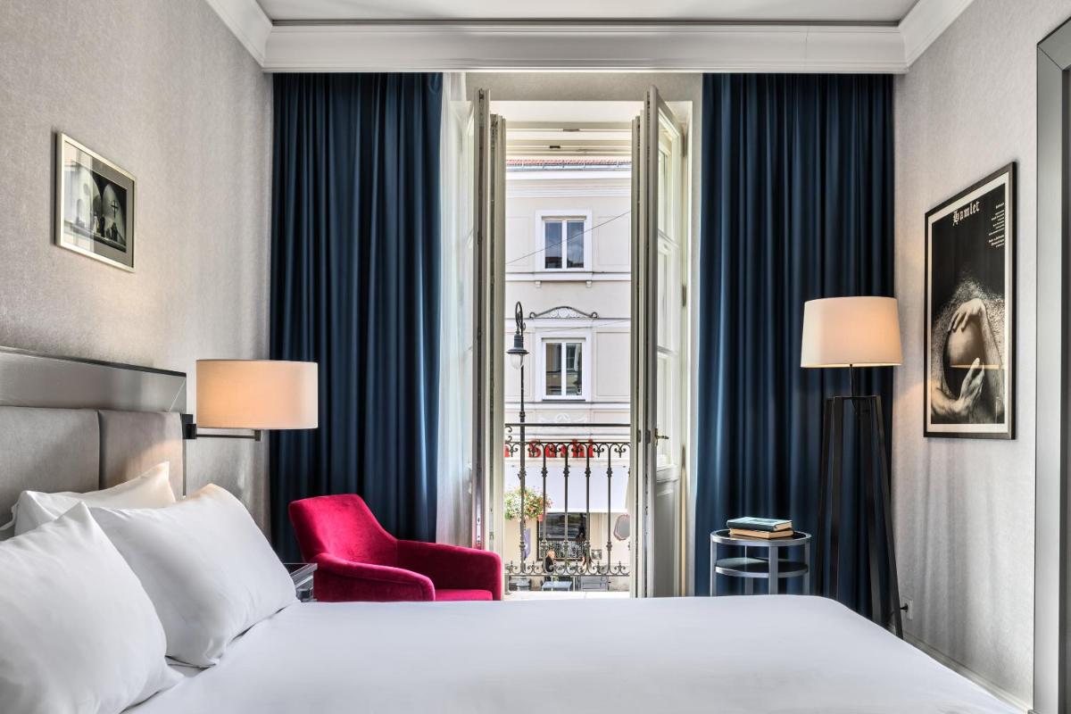 Hotel Teatro Boutique Old Town - Destigo Hotels