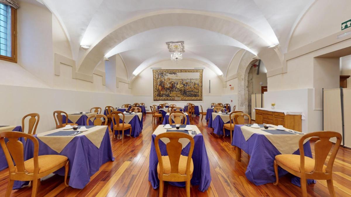 AZZ Peñafiel Las Claras Hotel & Spa