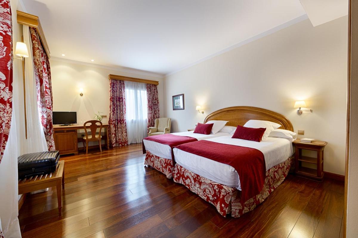 AZZ Peñafiel Las Claras Hotel & Spa