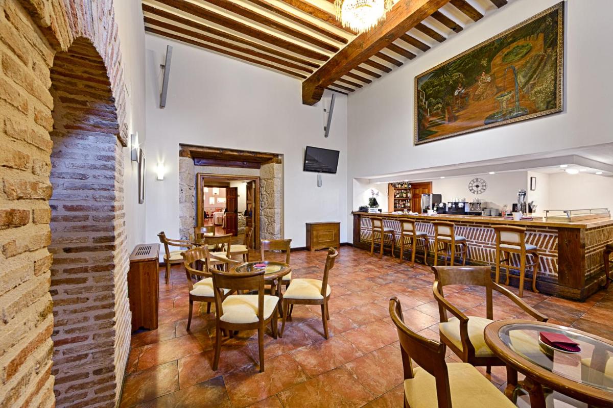 AZZ Peñafiel Las Claras Hotel & Spa