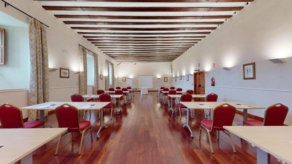 AZZ Peñafiel Las Claras Hotel & Spa