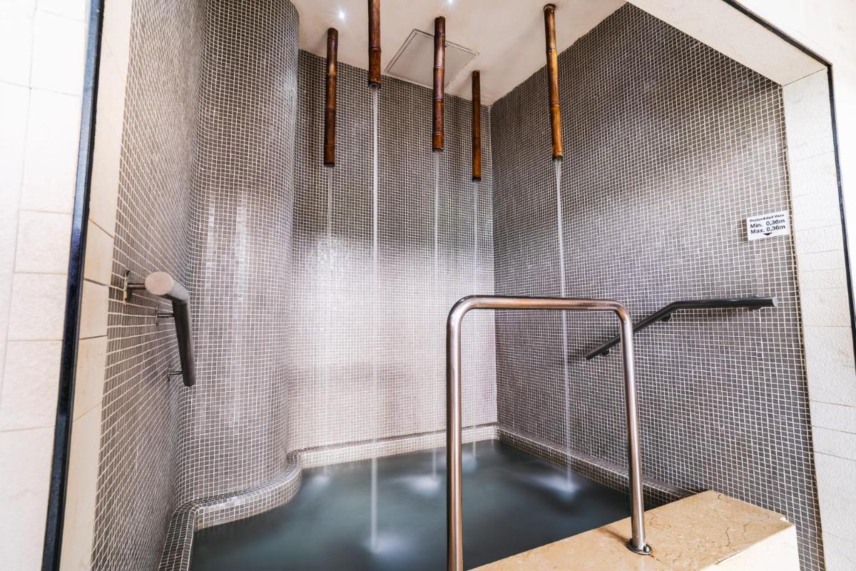 URH Hotel Spa Zen Balagares