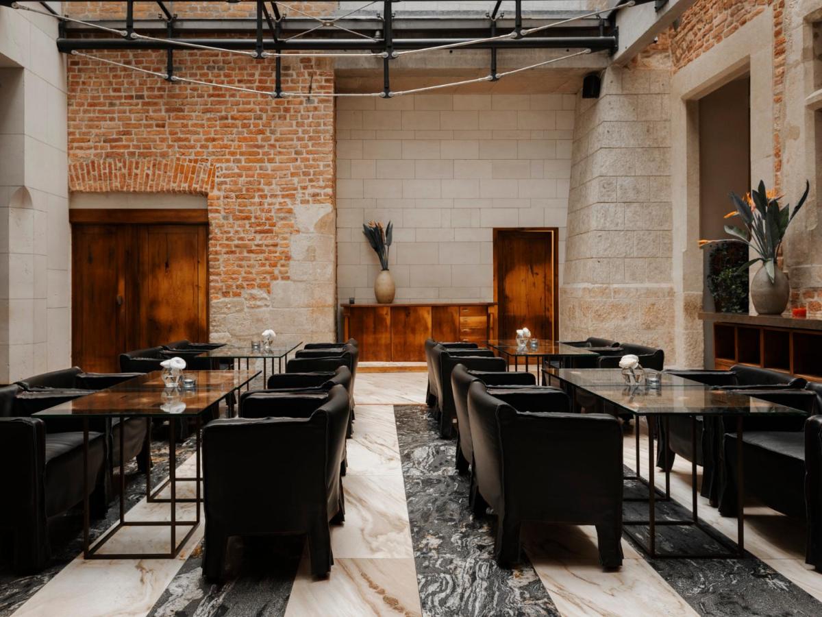 Hotel Stary