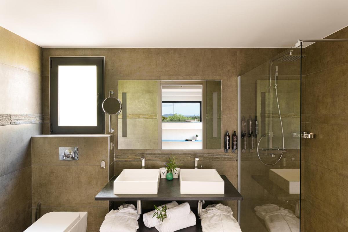 Hôtel Version Maquis Santa Manza