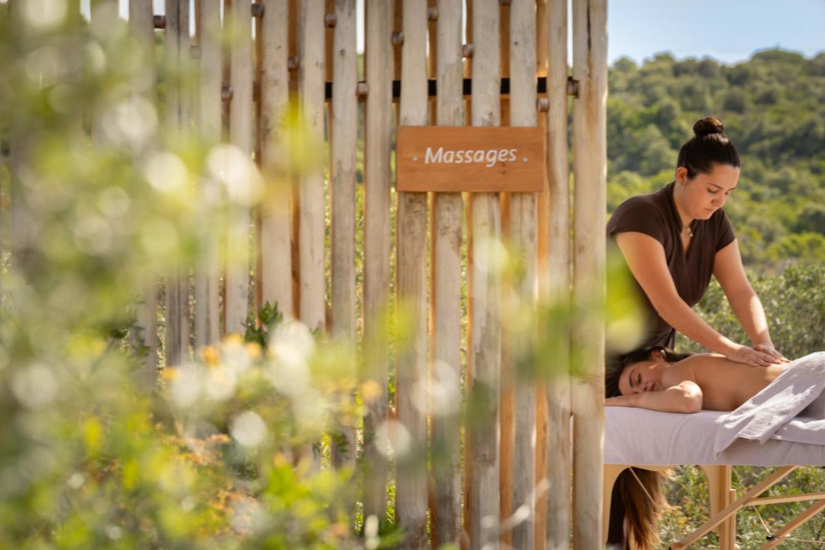 Hôtel Version Maquis Santa Manza