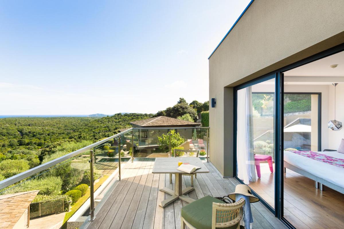 Hôtel Version Maquis Santa Manza