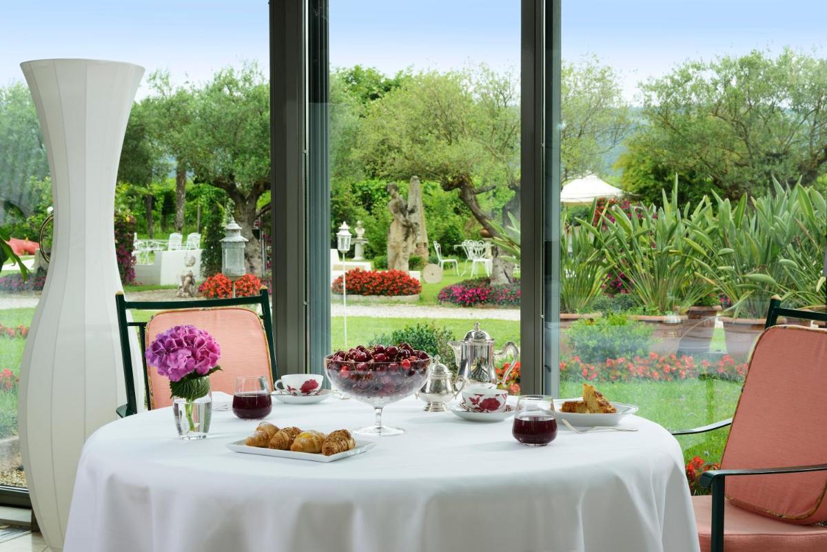 Hotel Villa Del Quar