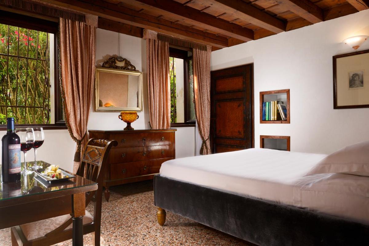 Hotel Villa Del Quar