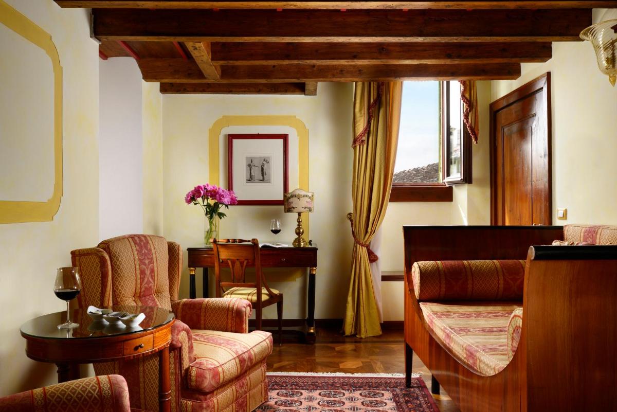 Hotel Villa Del Quar