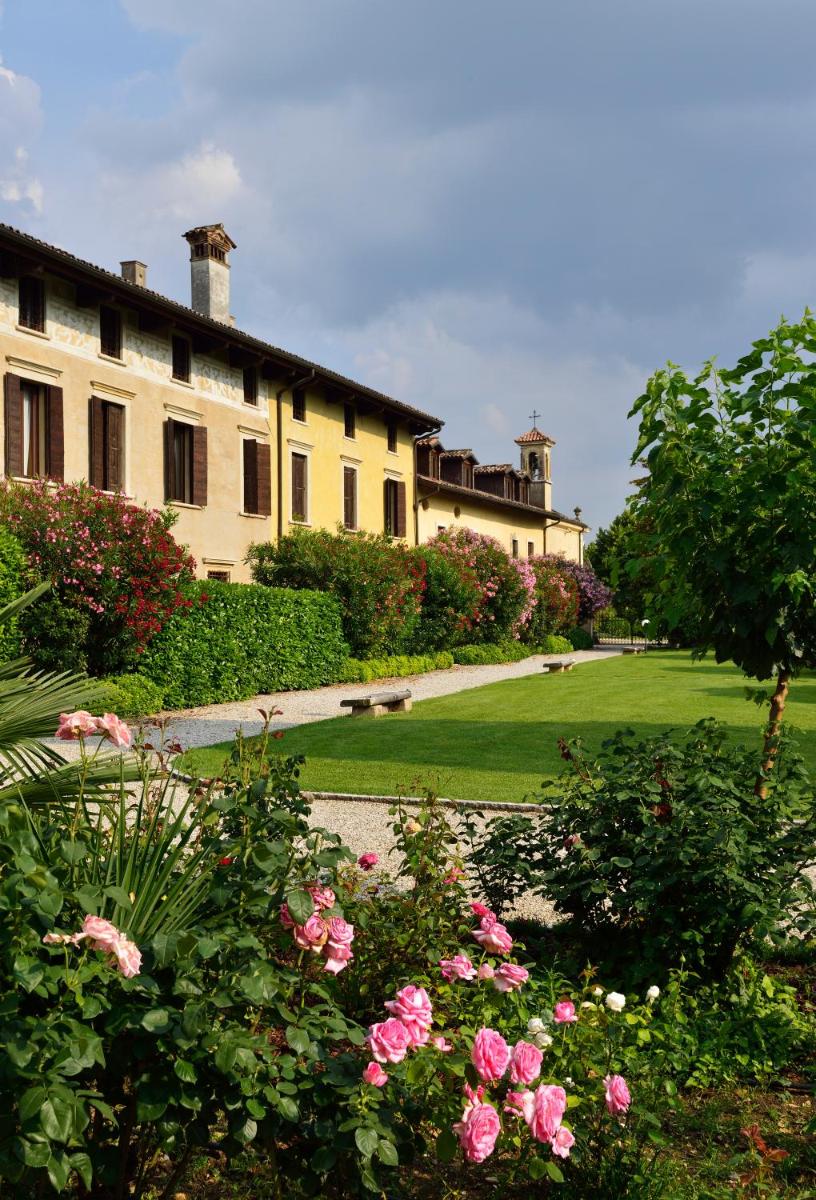 Hotel Villa Del Quar