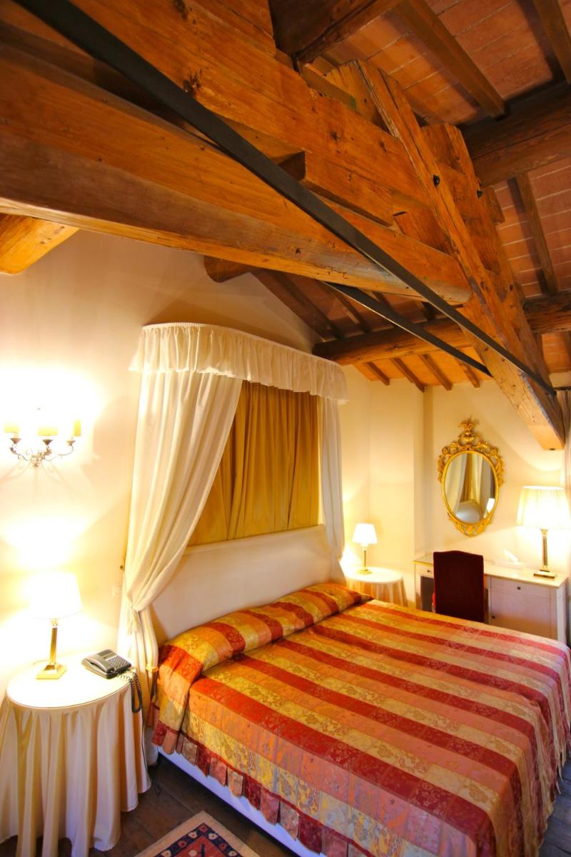 Hotel Villa Giona