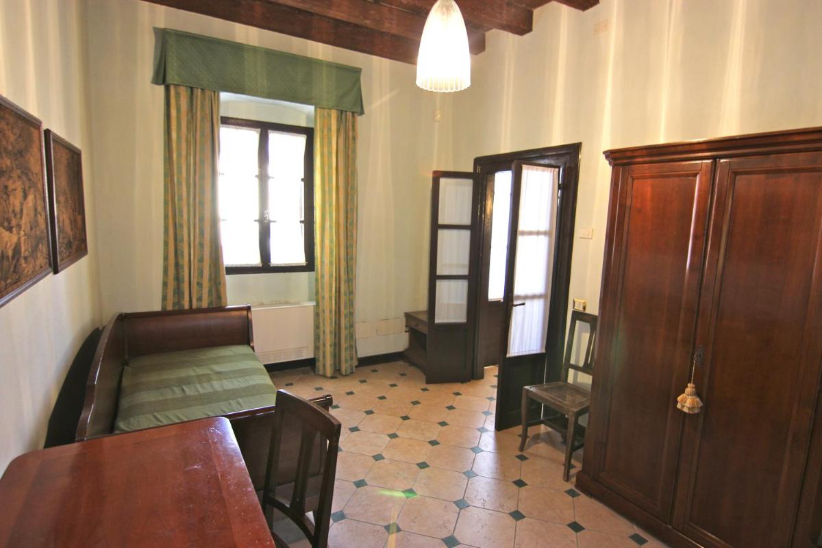 Hotel Villa Giona