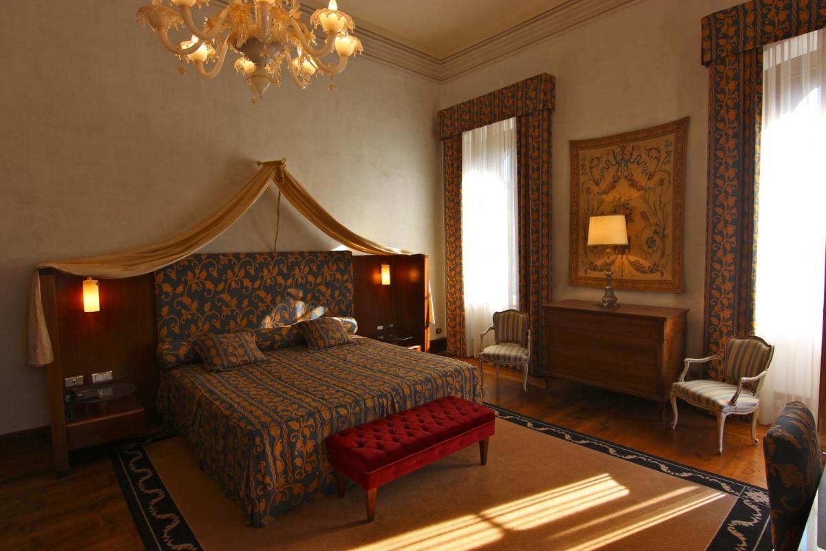 Hotel Villa Giona