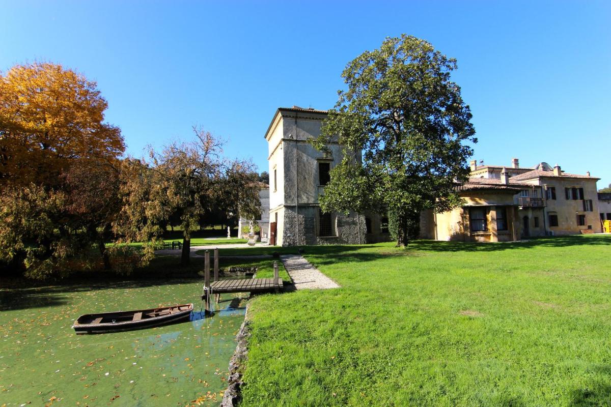 Hotel Villa Giona