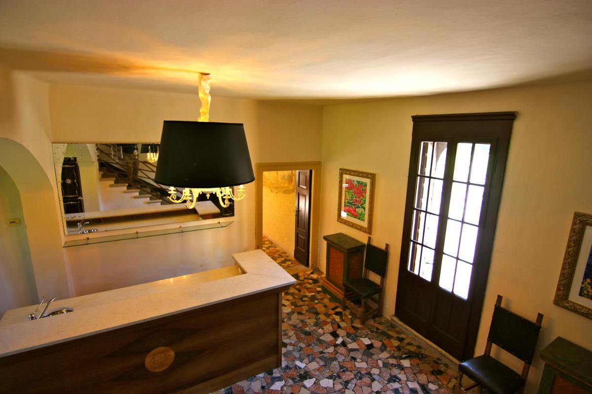 Hotel Villa Giona