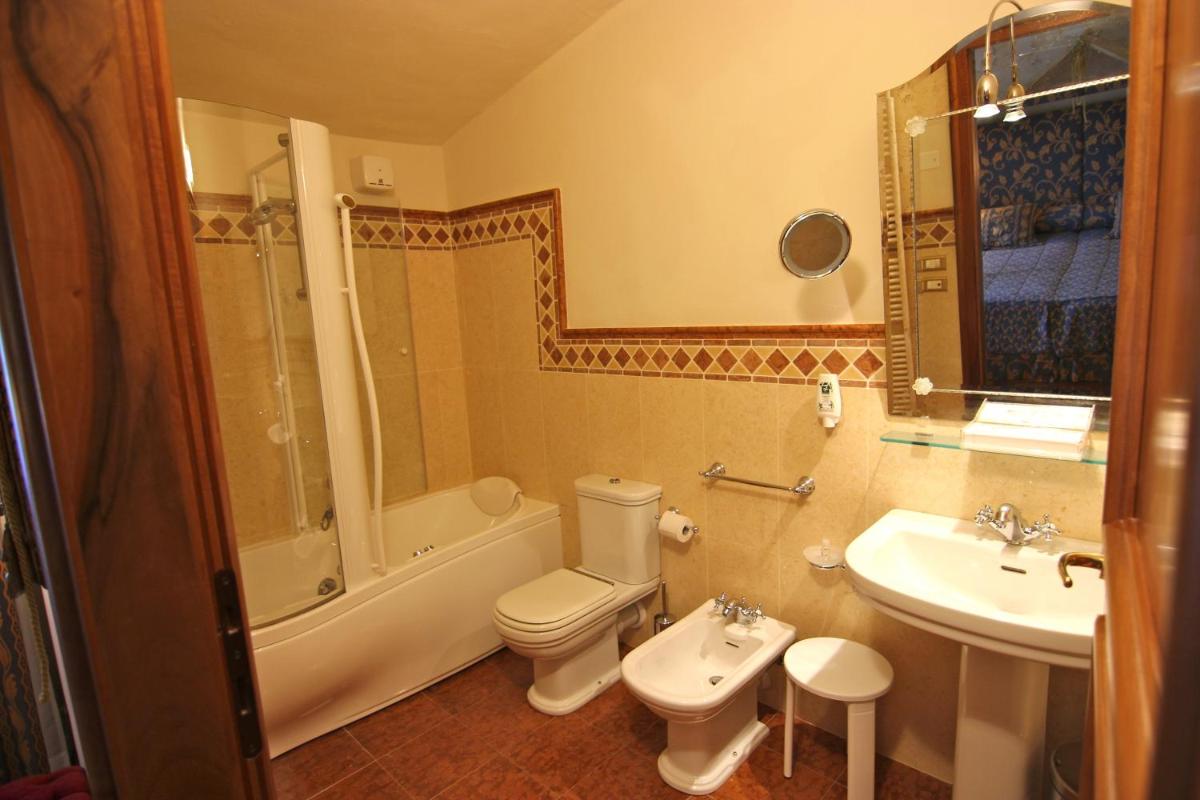 Hotel Villa Giona