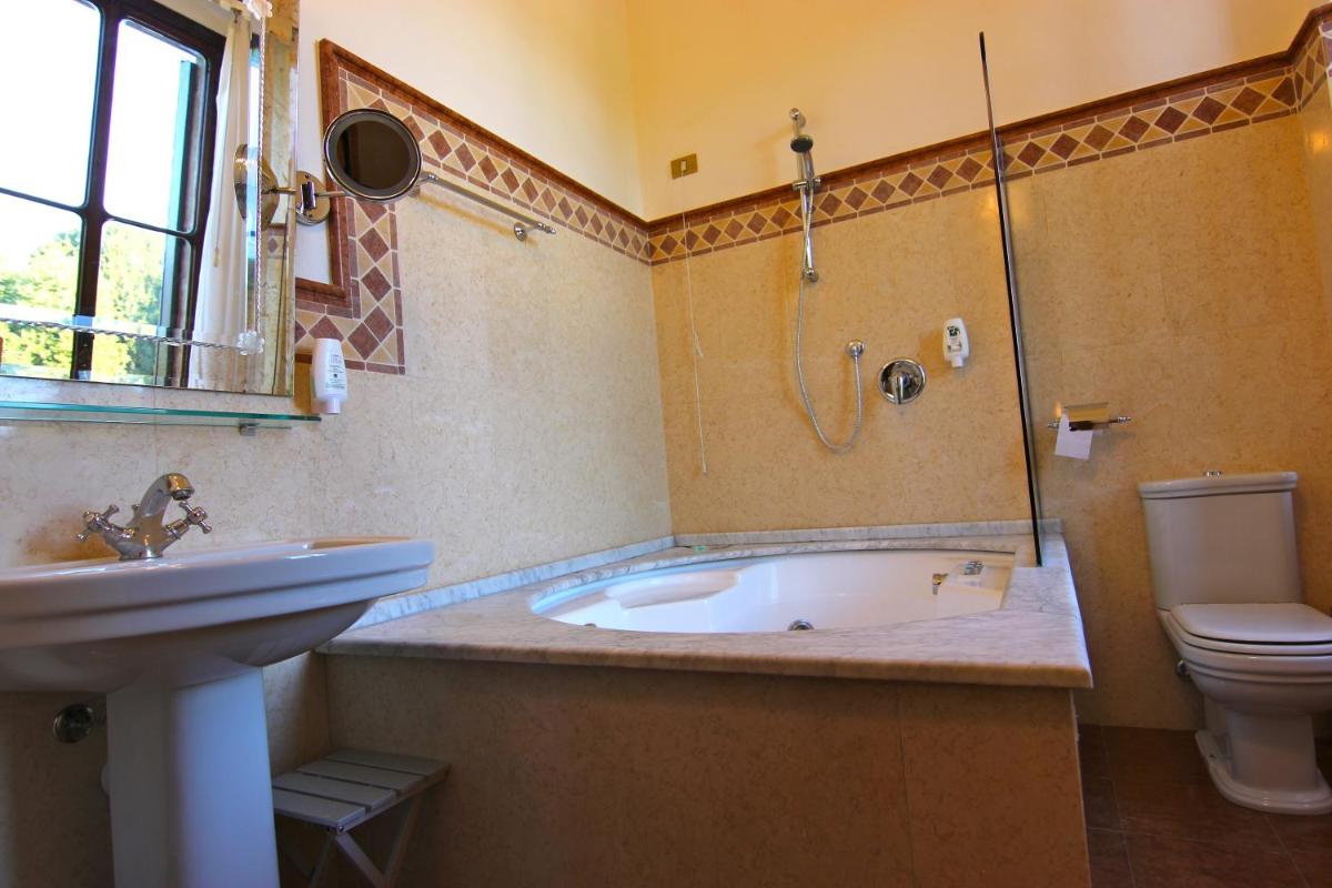 Hotel Villa Giona