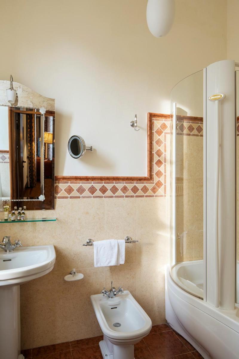 Hotel Villa Giona
