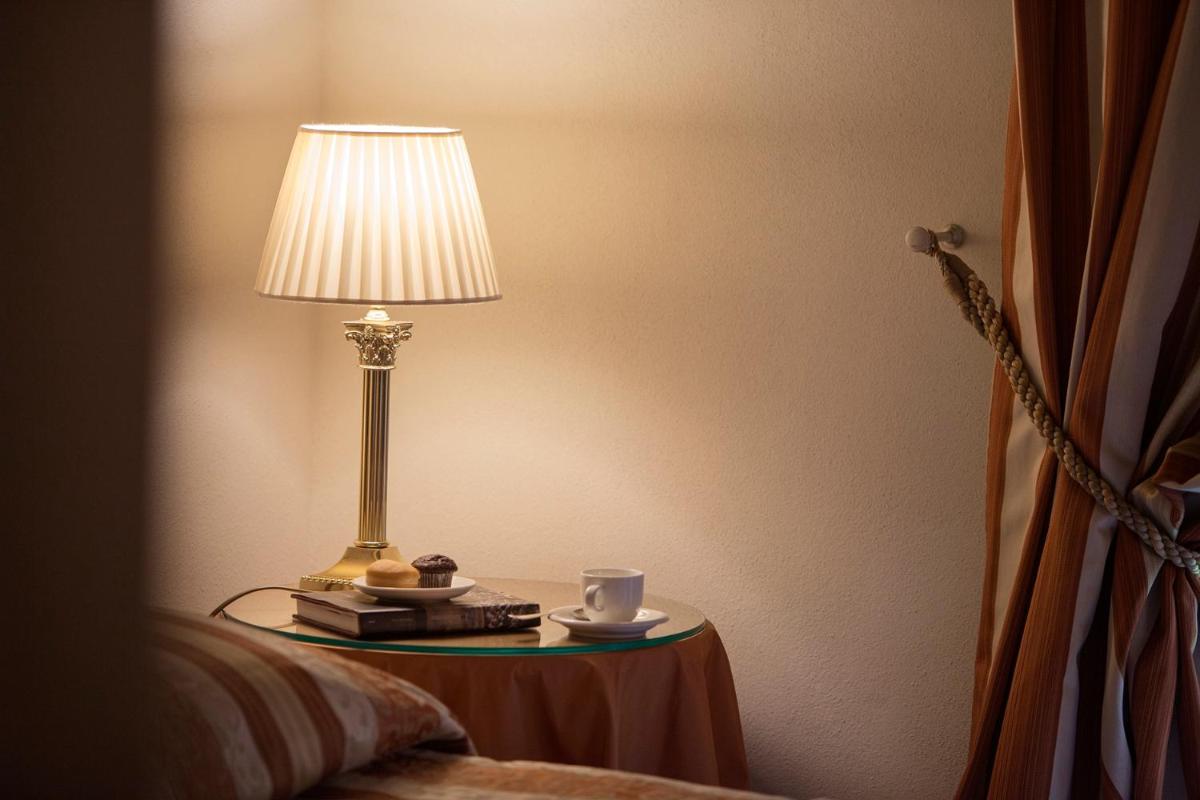 Hotel Villa Giona