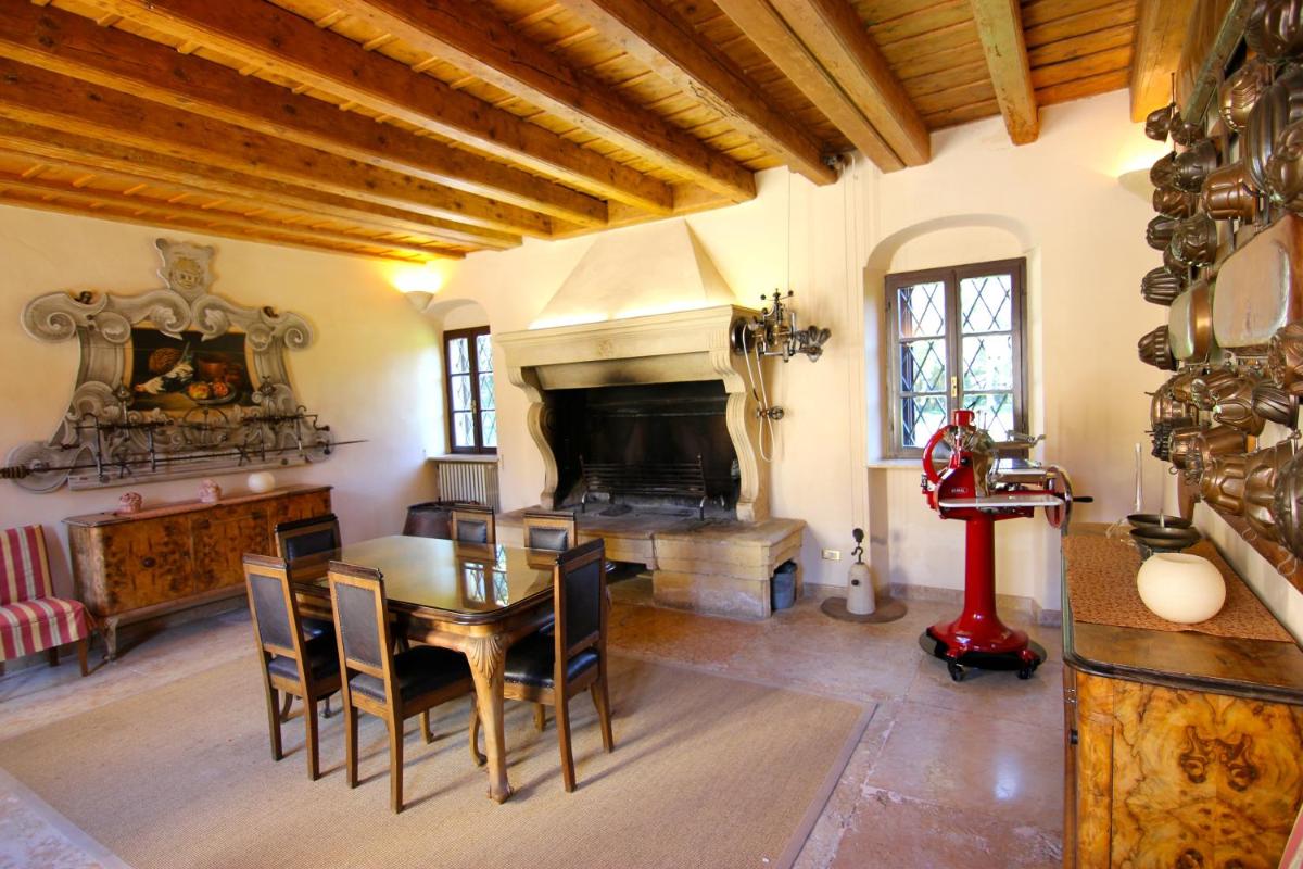 Hotel Villa Giona