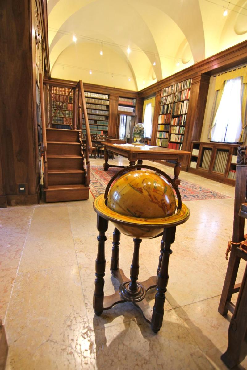 Hotel Villa Giona