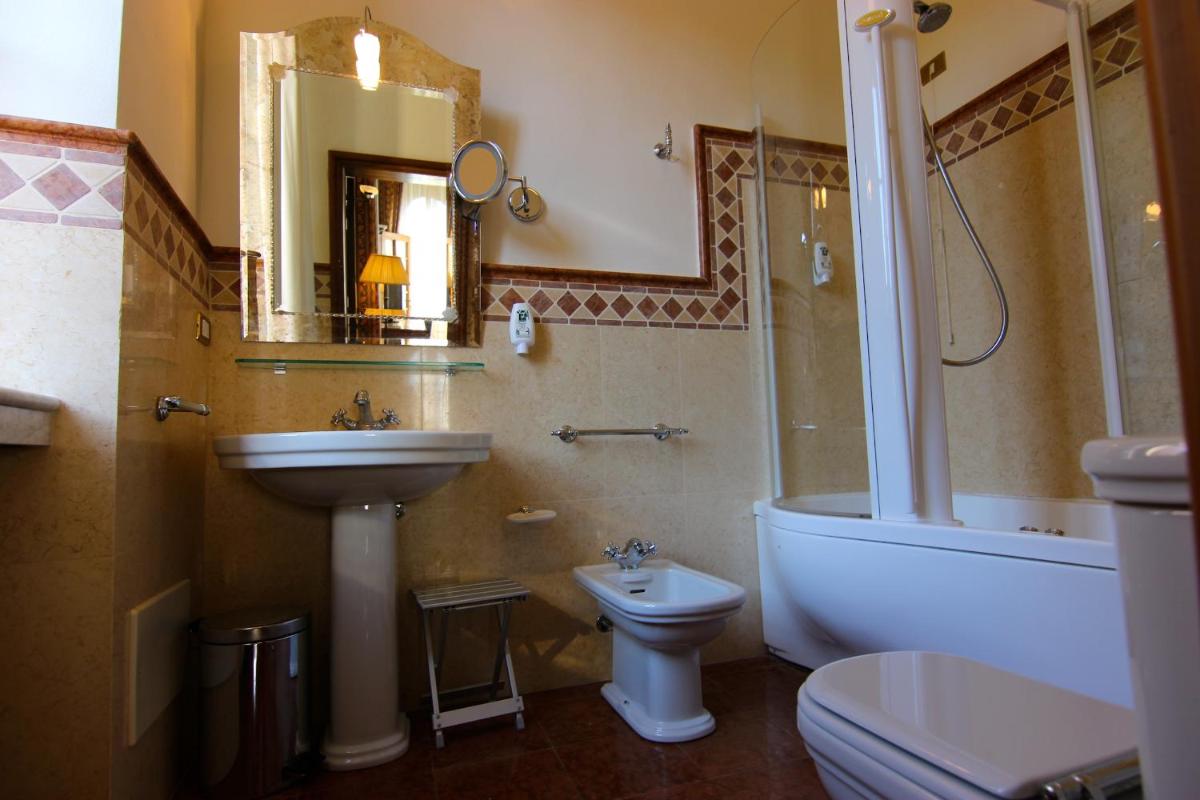 Hotel Villa Giona