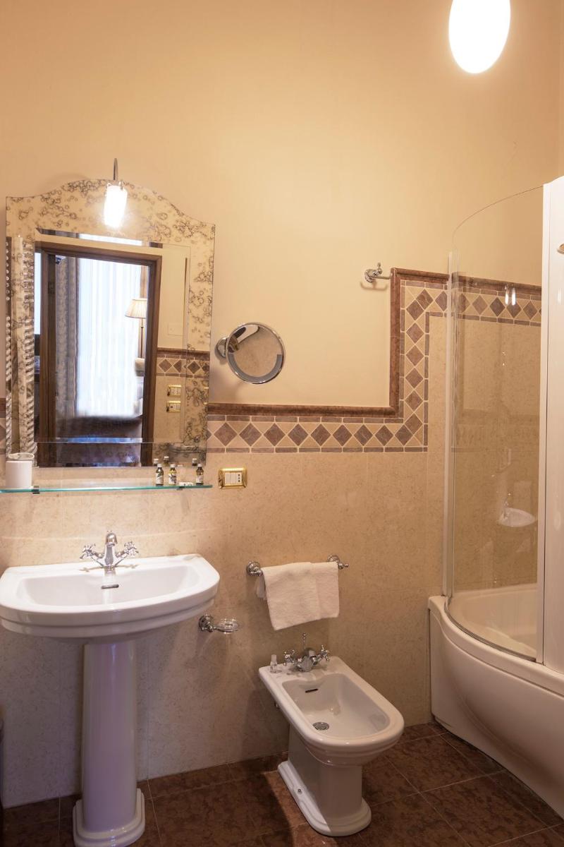 Hotel Villa Giona