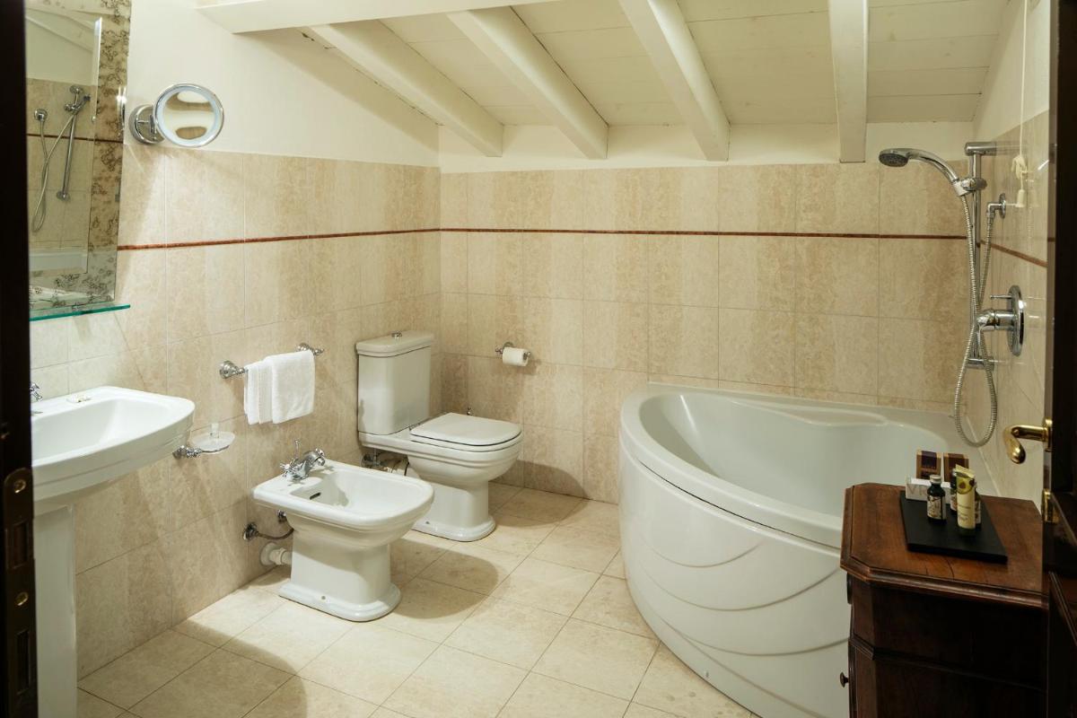 Hotel Villa Giona