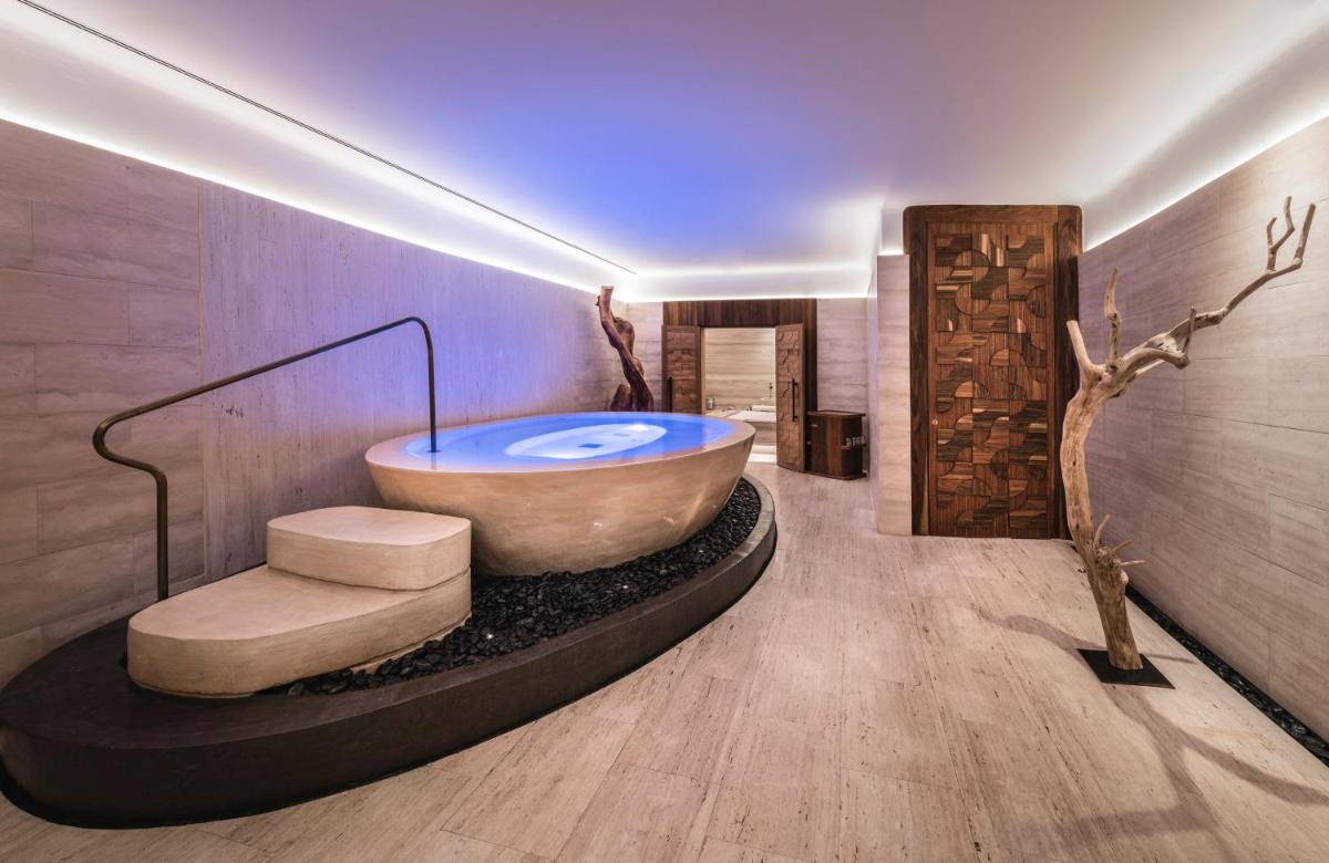 Rosewood Villa Magna