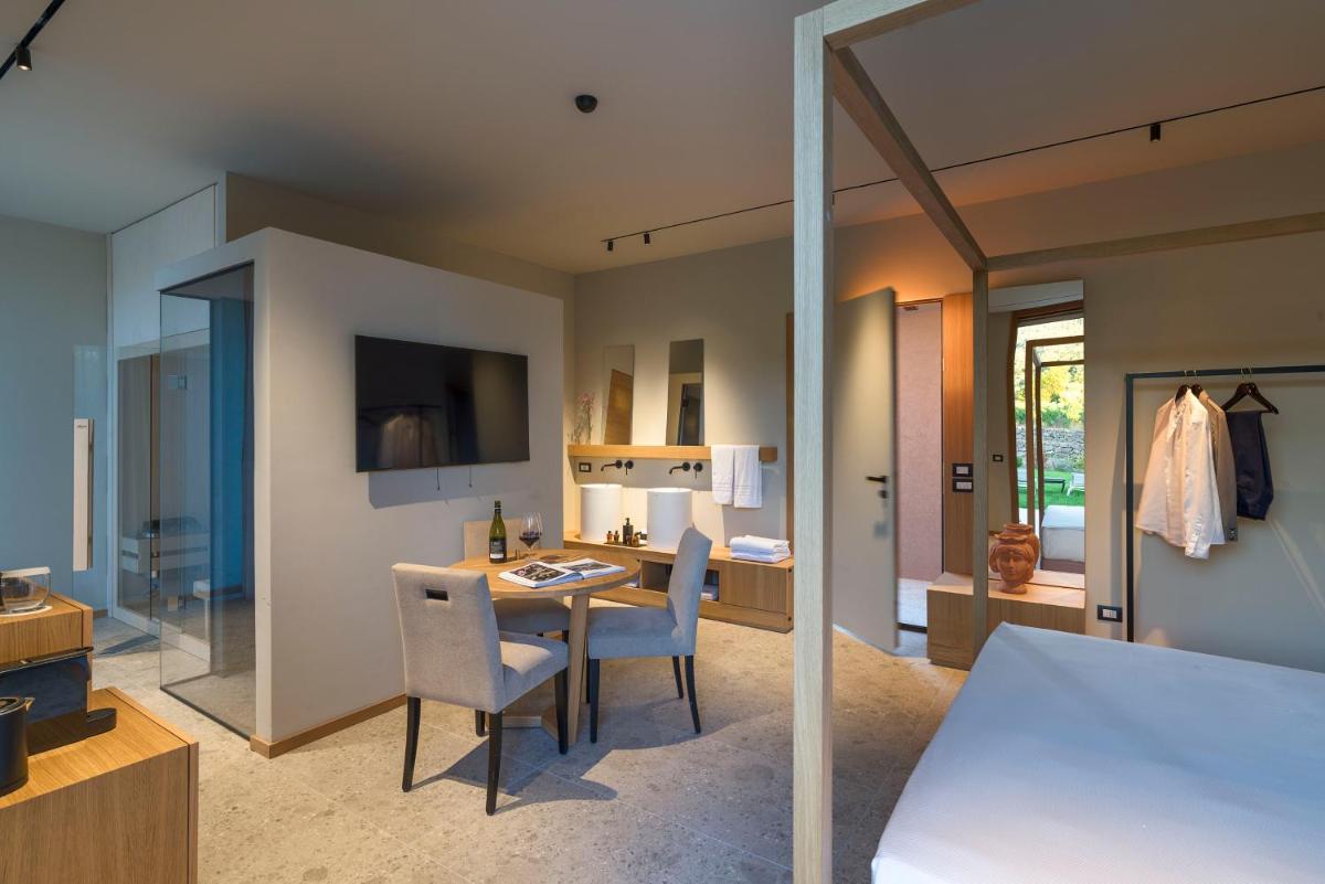 Villa Neri Resort & Spa