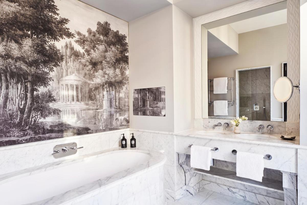 Hôtel Barrière Fouquet's Paris