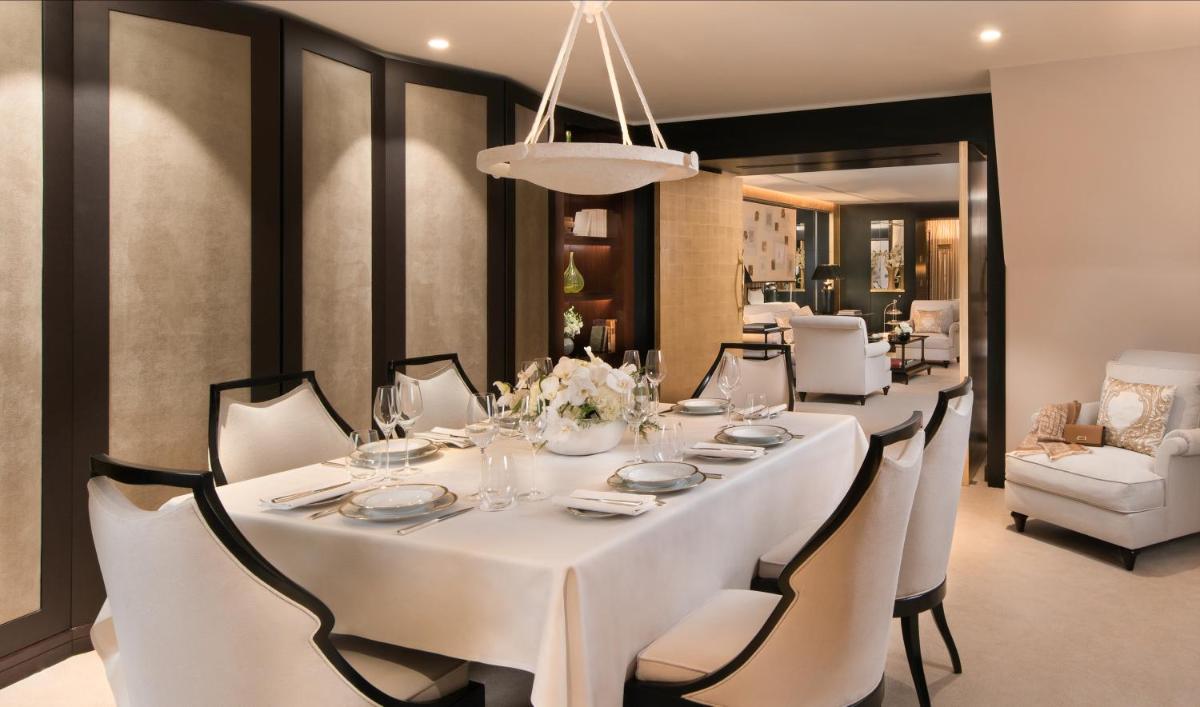 Hôtel Barrière Fouquet's Paris