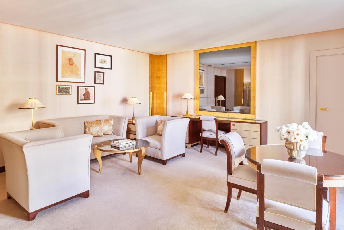 Hôtel Barrière Fouquet's Paris