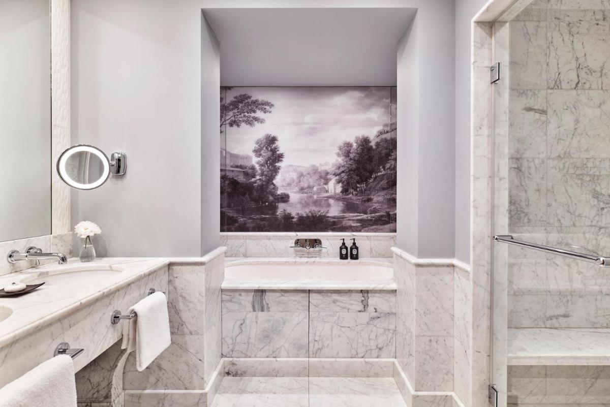 Hôtel Barrière Fouquet's Paris