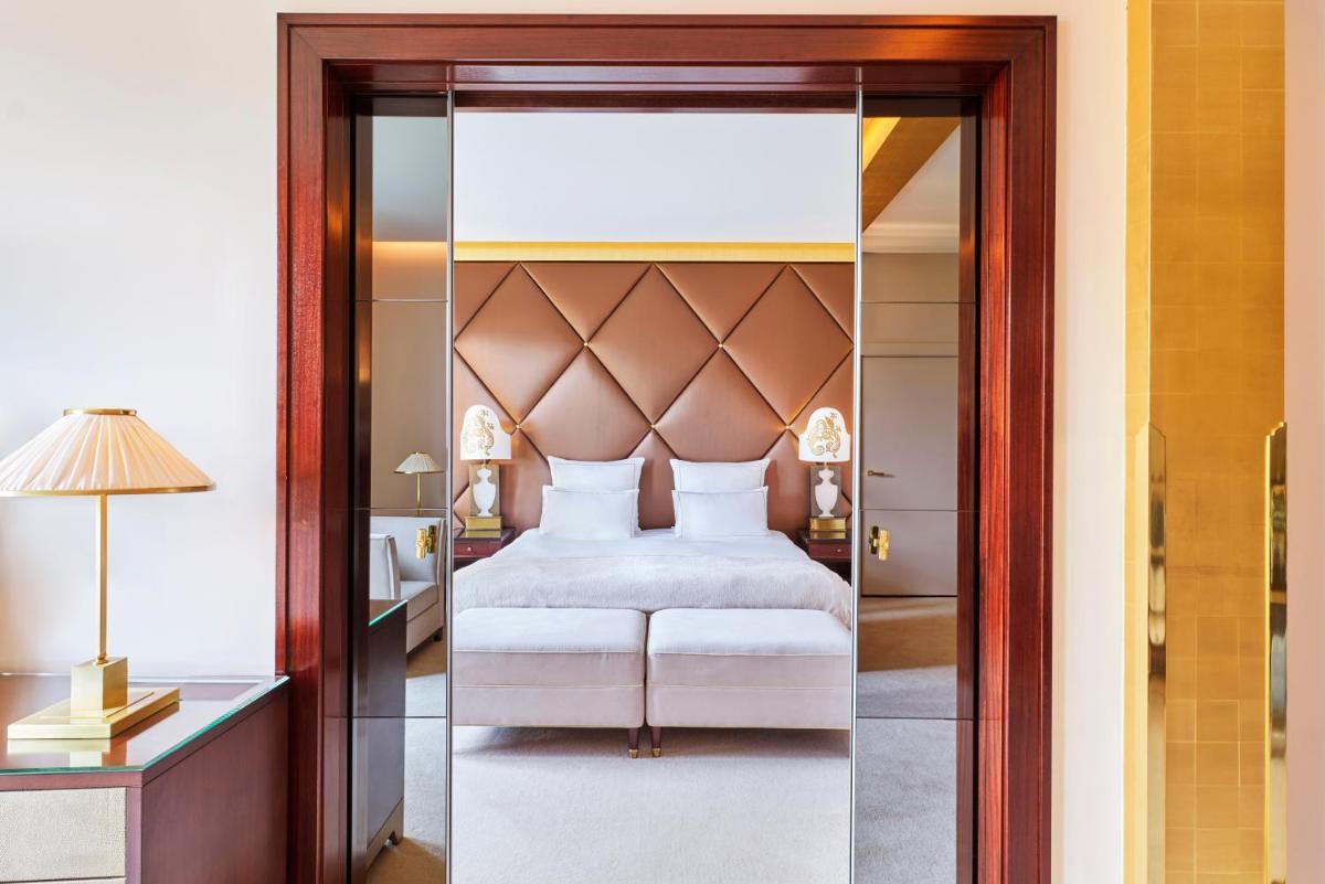 Hôtel Barrière Fouquet's Paris