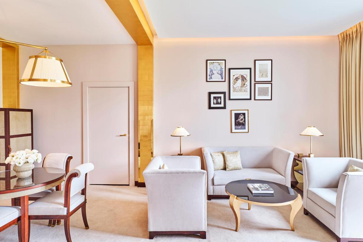 Hôtel Barrière Fouquet's Paris