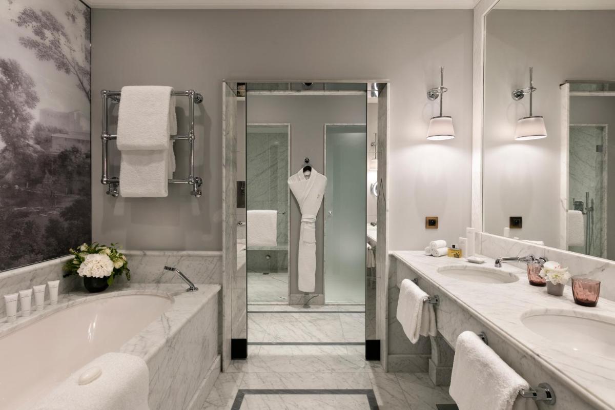 Hôtel Barrière Fouquet's Paris