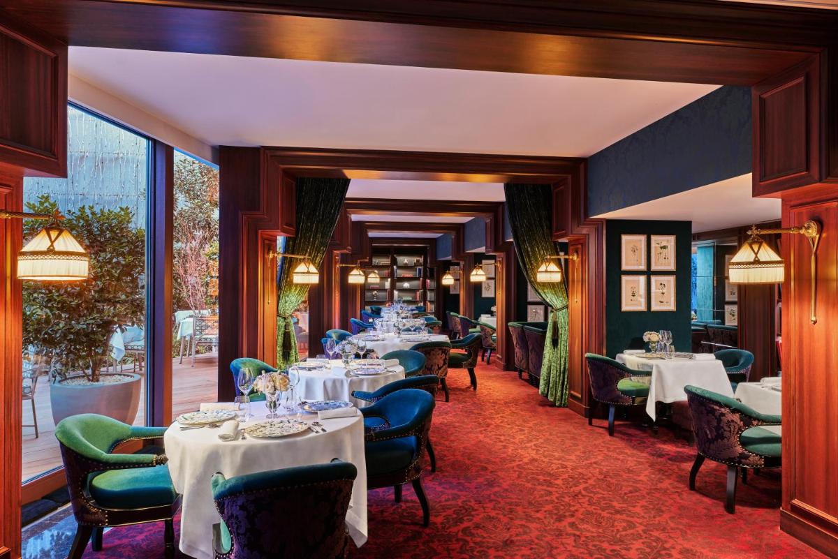 Hôtel Barrière Fouquet's Paris