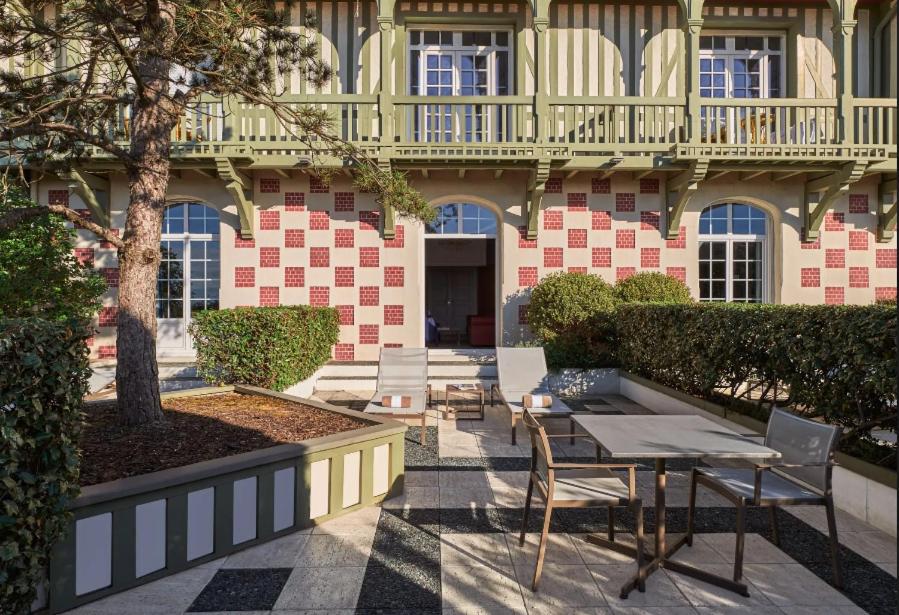 Hôtel Barrière Le Normandy