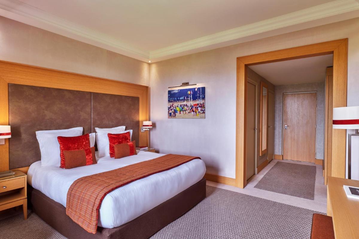 Hôtel Barrière L'Hôtel du Golf