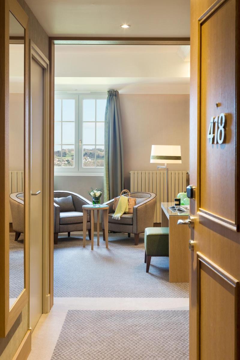 Hôtel Barrière L'Hôtel du Golf